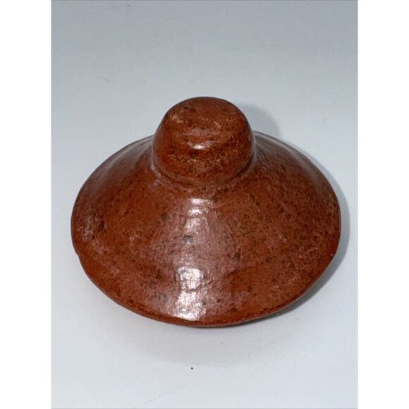 Vintage Hand Painted Eteched Round Pottery Trinket Box With Lid Red Flower‎ 🌺 - Picture 7 of 8